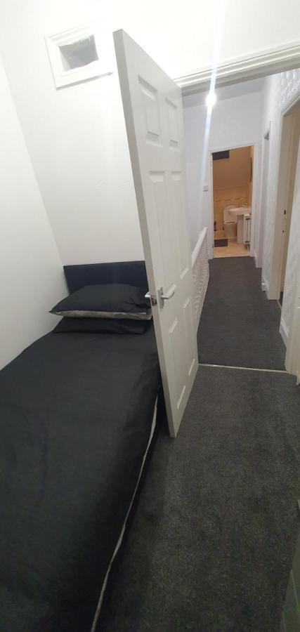 Hustlers Inn Apartment นิวคาสเซิล อะพอน ไทน์ ภายนอก รูปภาพ