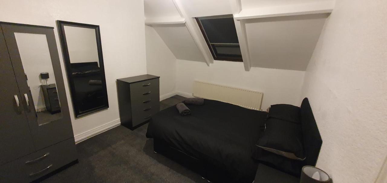 Hustlers Inn Apartment นิวคาสเซิล อะพอน ไทน์ ภายนอก รูปภาพ