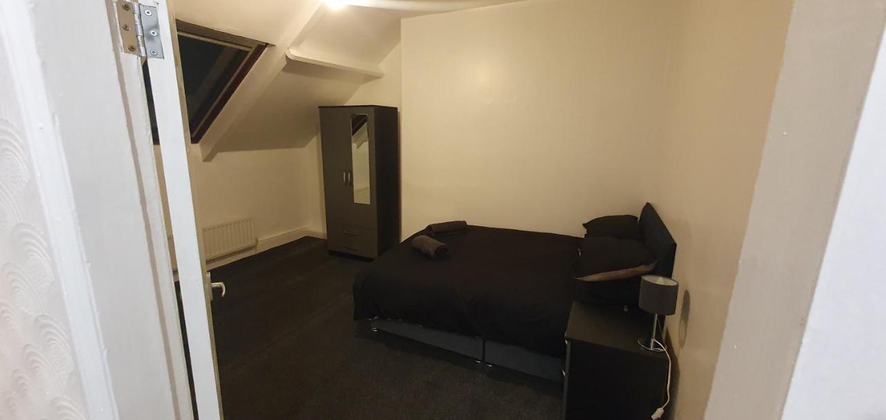Hustlers Inn Apartment นิวคาสเซิล อะพอน ไทน์ ภายนอก รูปภาพ